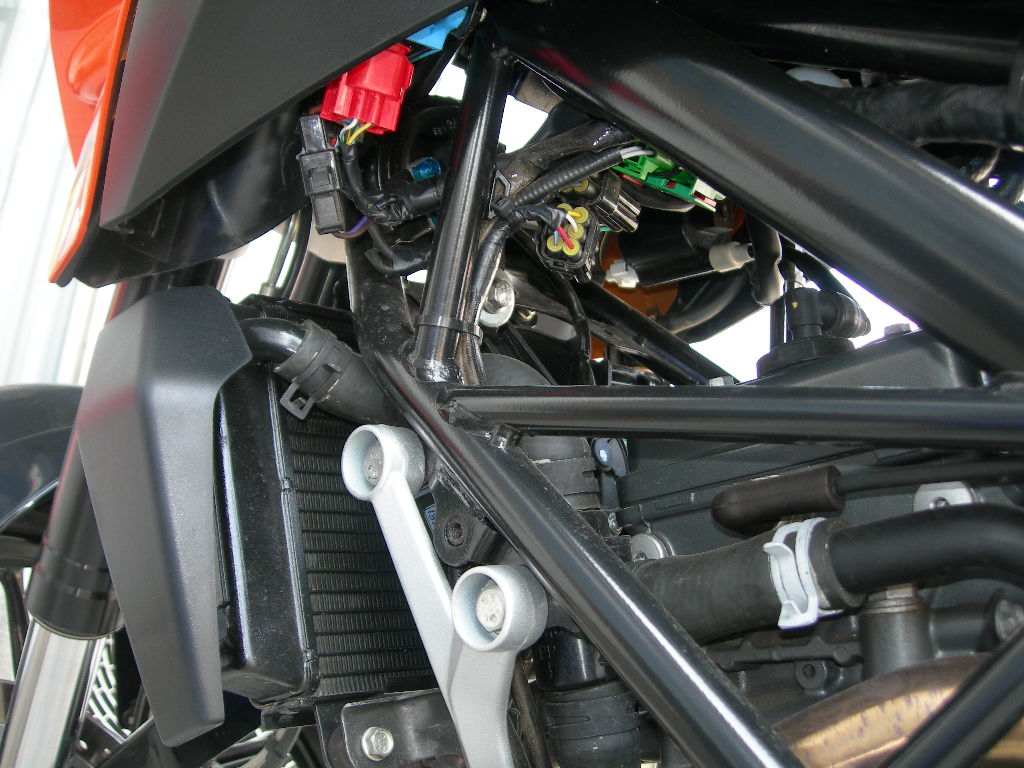 モータースポーツファクトリーアローズ ストレイガ KTM 125 200 390 