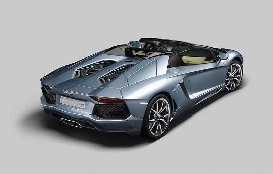 Lamborghini-Aventador-LP700-4-Roadster-12.jpg