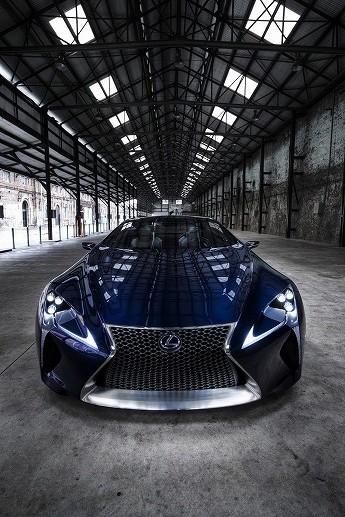 Lexus-LF-Lc-Concept-blauw-14.jpg